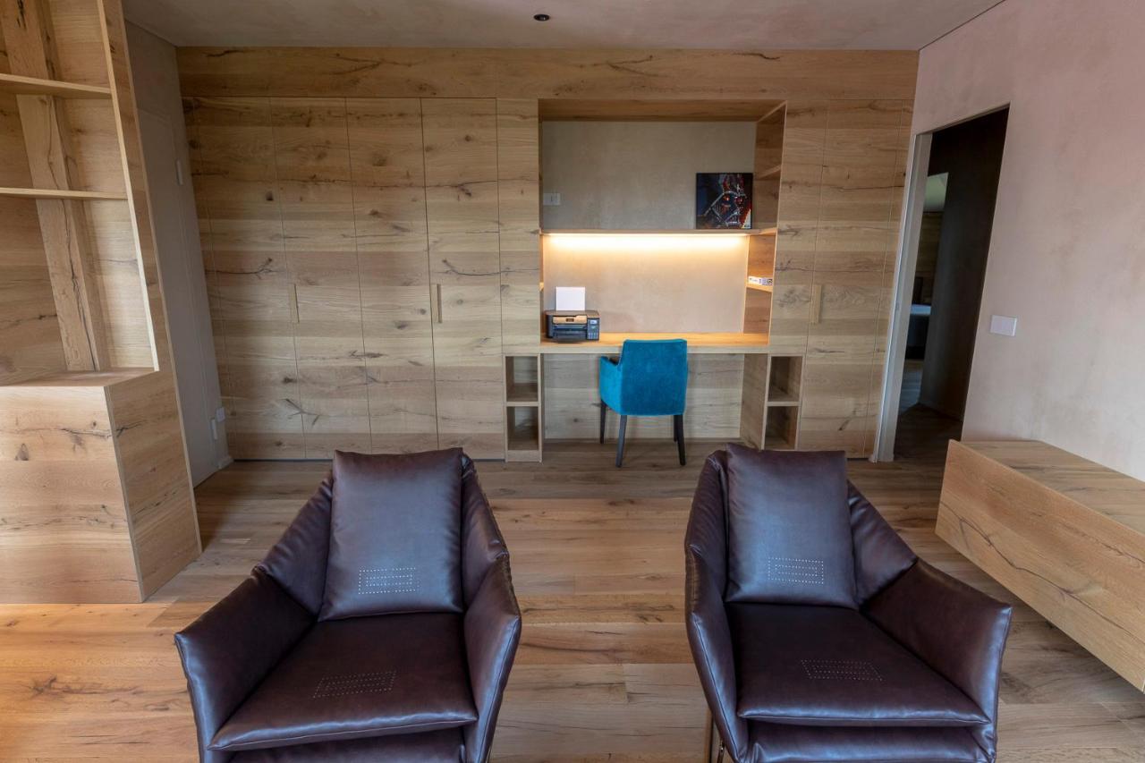 Eremus Relais Aparthotel Lonato Exterior photo