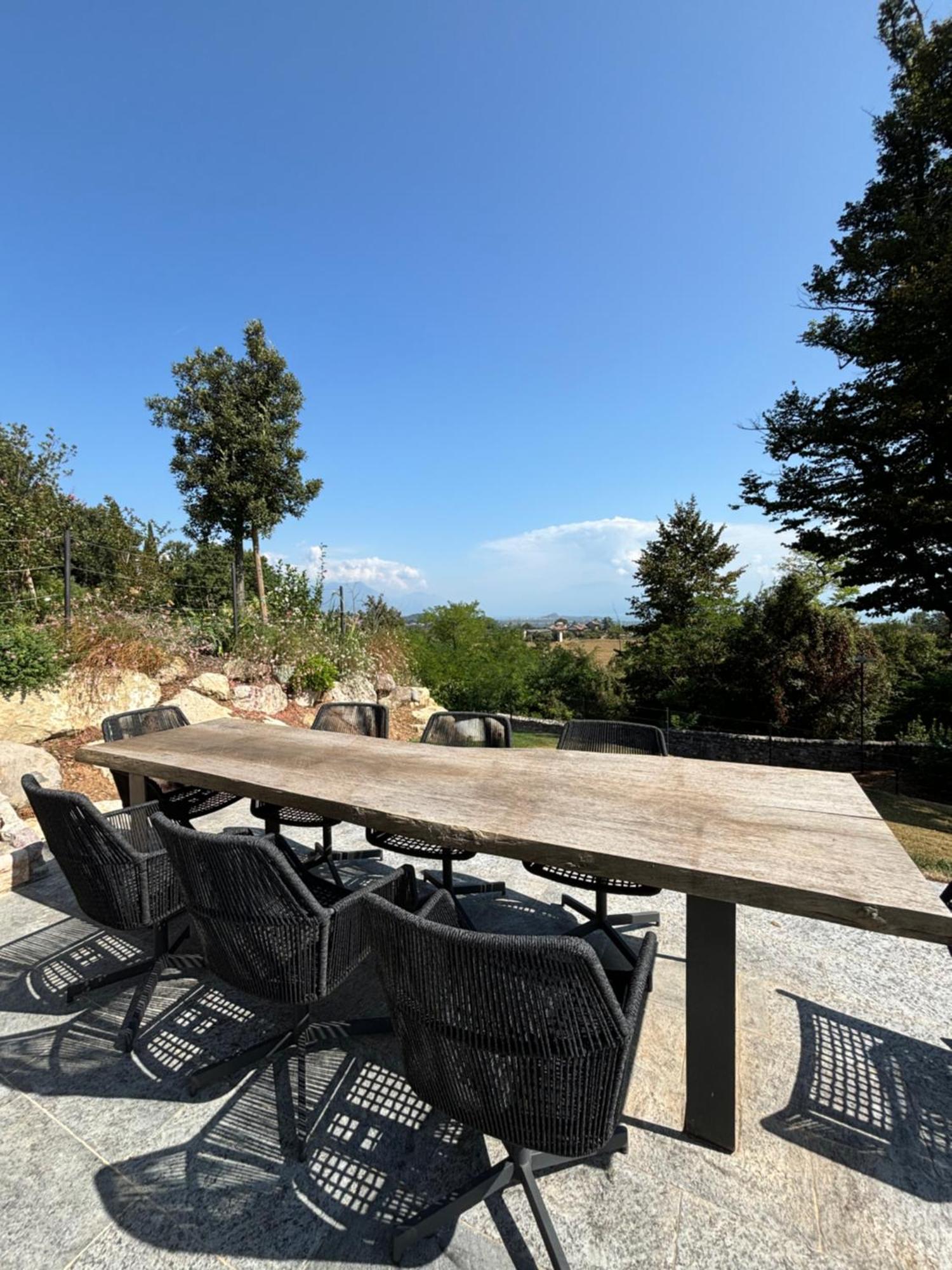 Eremus Relais Aparthotel Lonato Exterior photo