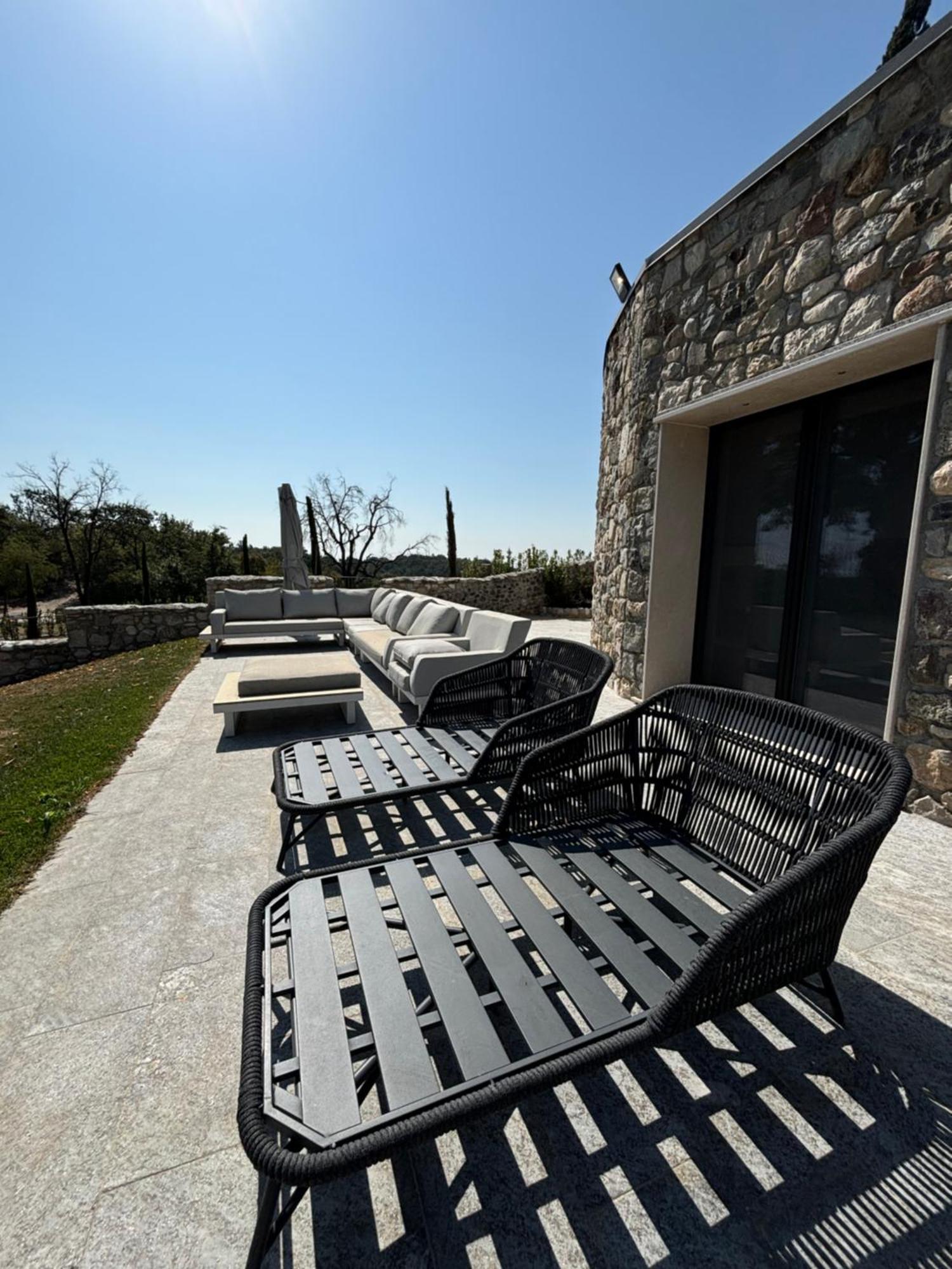 Eremus Relais Aparthotel Lonato Exterior photo